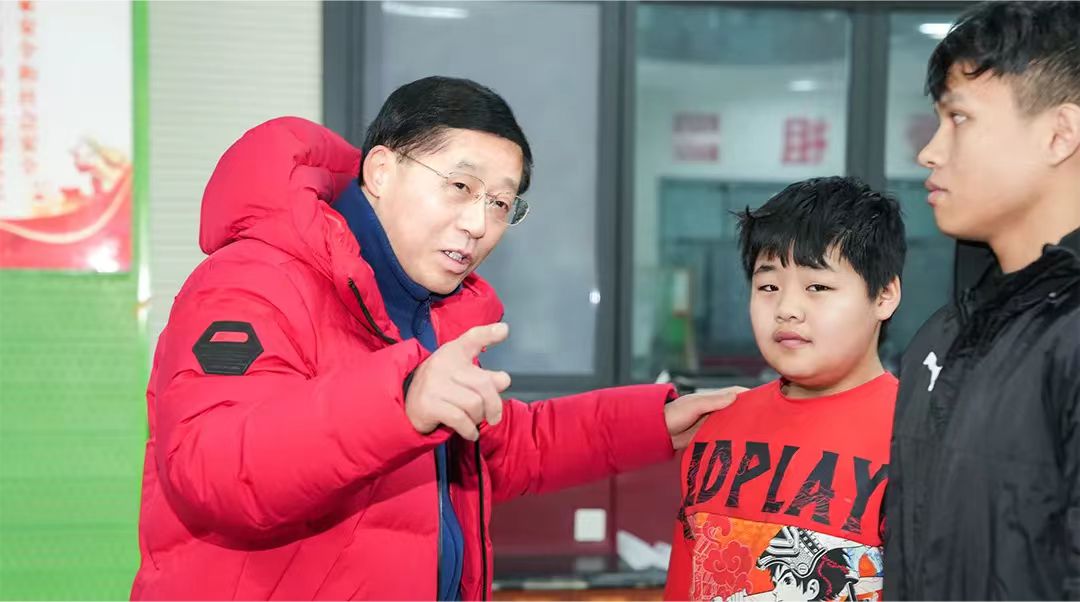 而是以稳定